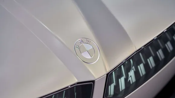 BMW Teases Neue Klasse Vision Concept: A Glimpse into Future EV SUVs