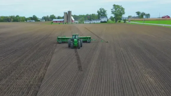 Ohio Farmer Sticks to Tradition Amid Warmer Winters, Skeptical of Early Planting