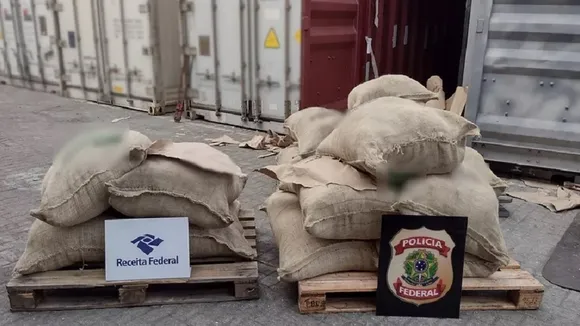 Cocaine Worth R$ 330 Million Seized in Coffee Bags at Rio Port, Bound for Belgium