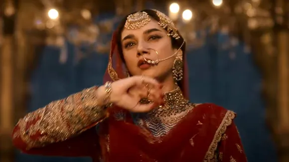 Heeramandi: The Diamond Bazaar Premieres May 1 on Netflix, Bhansali's Digital Debut Unveiled