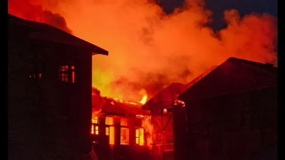 Tragic Blaze in Srinagar's Nawa Kadal Claims Life, Damages Three Homes