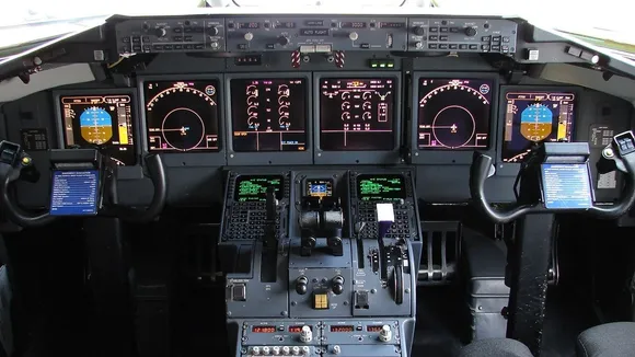 Unique Boeing 717 Cockpit Restoration Project Takes Flight in Worcester