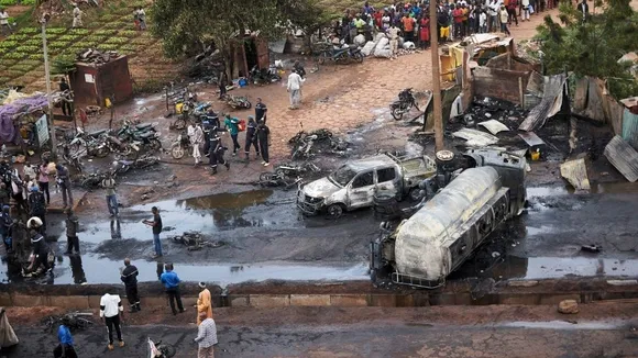 Tragic Bridge Plunge in Mali Claims 31 Lives en Route to Burkina Faso