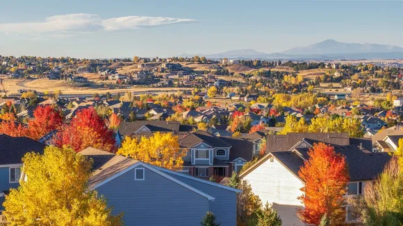 Colorado's Real Estate Market: A Tapestry of Transactions Amidst Investor Surge