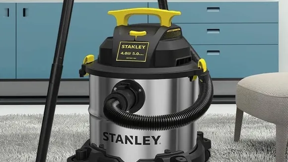 Slash Messes: Stanley 5-Gallon Wet/Dry Vacuum Plummets to $44.99 at Best Buy