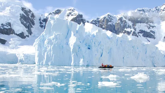 Mundy Cruising's Expedition Sales Soar 140% in 2024, Credits Innovative Polar Pioneers Program