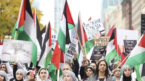 Pro-Palestine Demonstration in Jakarta: A Call for Ceasefire and Condemnation of Israeli Attacks