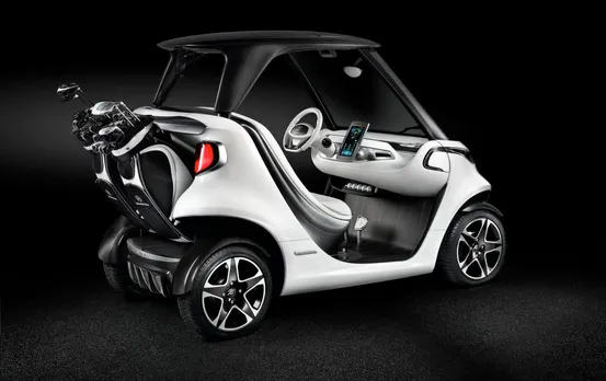 Check out this high-tech golf cart from Mercedes-Benz