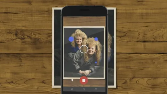 Google launches PhotoScan to digitize your old paper prints