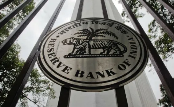 No GPS-enabled chip in Rs 2000 note: RBI