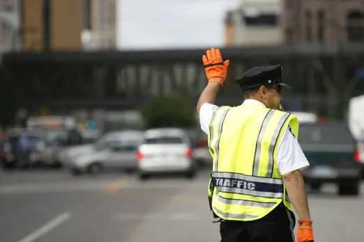 Bangalore traffic police to go cashless with new digital devices early next year