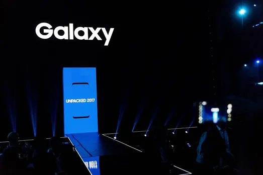 Samsung unveiled Gear VR headset, Samsung Dex and more at Unpacked Event 2017