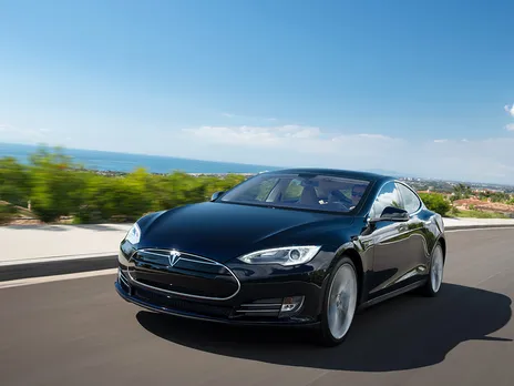 Tesla’s most affordable Model S becomes more affordable with $5000 price cut