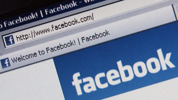 Facebook revamps its privacy settings amid outcry