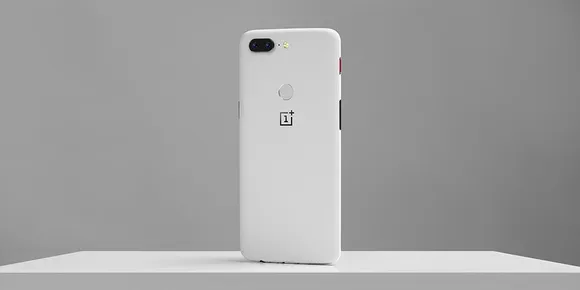 OnePlus 5T Sandstone White variant launched in the US