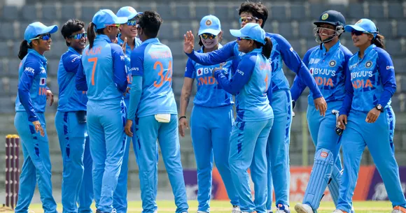 ICC Women's T20 World cup 2023: पाकिस्तान से भिड़ने से बाहर भारत को लगा बड़ा झटका