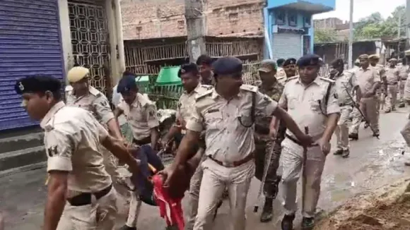 बिहार में धार्मिक स्थल में तोड़फोड़, आक्रोशित लोगों ने किया हंगामा
