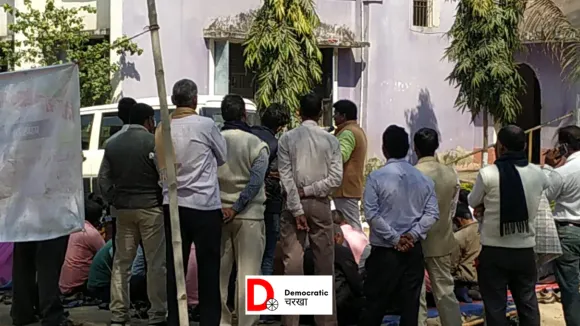 Patna News: समावेशी शिक्षकों की हड़ताल, विधानसभा घेराव से पहले पुलिस से धक्का-मुक्की