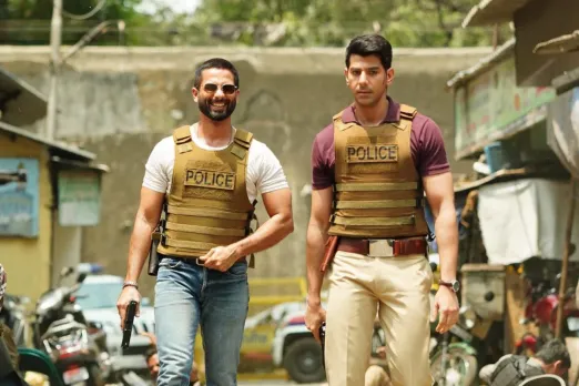 Deva Box Office Collection Day 4 overtakes Akshay Kumar's Sky Force on Monday