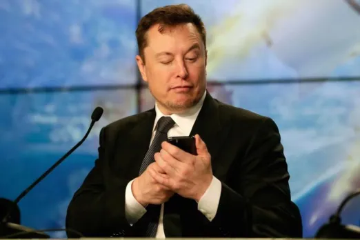 Elon Musk Apple