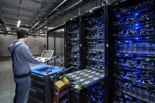 VMware Advances Software to Help Customers Modernize Data Centers