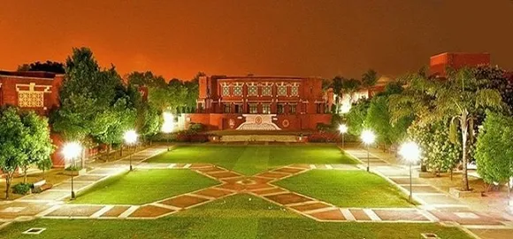 Zeta Digitises IIM Lucknow Campus with its Cashless Solution