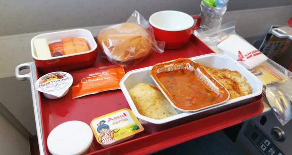 Air India to offer only veg meals for economy class