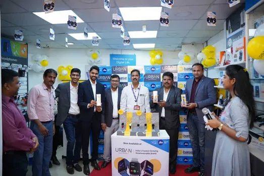 Inbase Teams up with My Jio Store for End-Users Experience