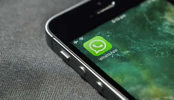 WhatsApp for Android getting coloured status feature