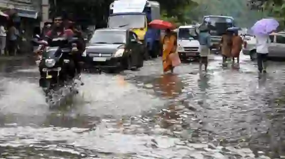 Rainstorm disrupts IT business in Andhra Pradesh