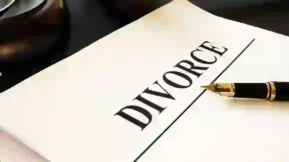 Reason For Divorce: पुरुषों और महिलाओं के तलाक के सामान्य कारण