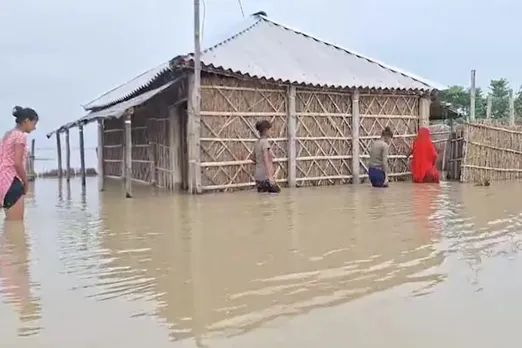 13 districts in Bihar facing floods after heavy rainfall in Nepal12322a