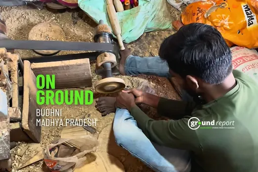 Wooden toy maker of Budhni, Madhya Pradesh