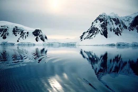 Russia discovered oil in British Antarctic Territory, why it is bad for climate?