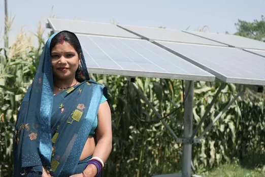 Anu Devi  sells irrigational water by using solar powered pump  in Muzaffarpur, Bihar. Photo  by Ashutosh Kumar