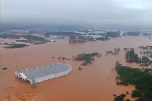 Brazil floods: ब्राज़ील में बाढ़ से 75 लोगों की मौत 100 से ज़्यादा लापता