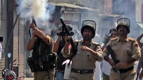 Now J&K police to procure hi-tech Anti-Riot Gas Masks