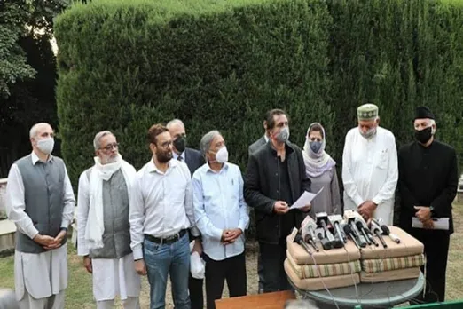 Why did Kashmiri leaders accept Modi's invitation?