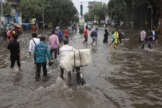 15 killed in two incidents due to heavy rains in Mumbai