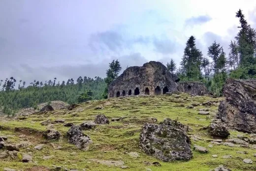 Kashmir's Kalaroos Caves: Secret Tunnel to Russia