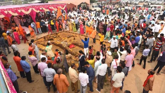 Govardhan Puja held at a place provided for prayers in Gurgaon