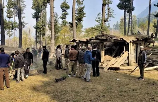 Is govt Harassing Gujjar, Bakerwal communities in Kashmir?