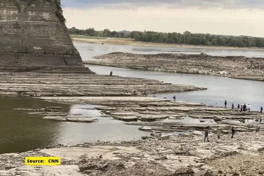 Climate Change: Mississippi River water levels reach critical low