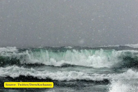 Lake Michigan condition amid winter storm