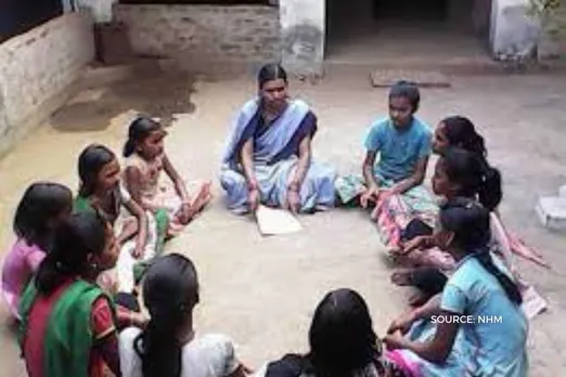आर्थिक कठिनाईयों से जूझ रही मध्य प्रदेश की लाखों महिला कर्मचारी