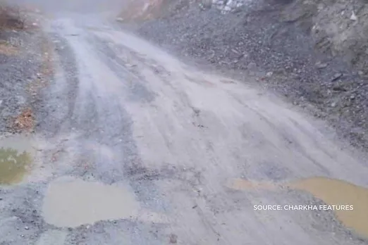 प्रधानमंत्री ग्राम सड़क योजना की राह देखता उत्तराखंड का पोथिंग गांव