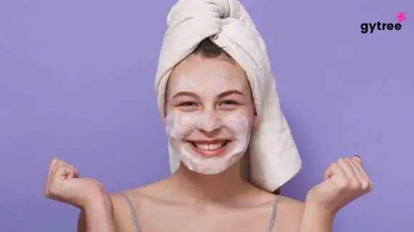 Say Goodbye to Acne on Chin and Forehead: 10 Tips for Clear and Glowing Skin