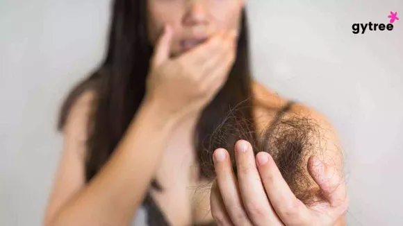 Hair falling out: 10 causes and effective solutions