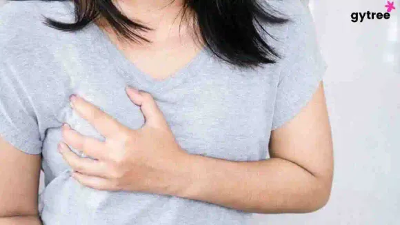 10 Breast Cyst Symptoms: When to Worry and When to Relax