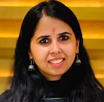 Preeti Pandey Charkha writer